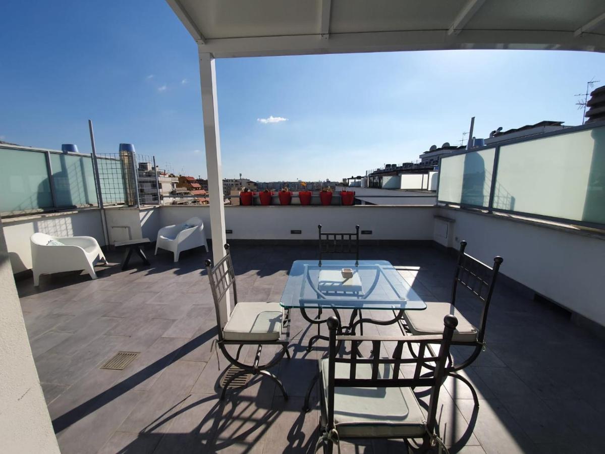 Penthouse 41 In Trastevere With Big Terrace ローマ エクステリア 写真